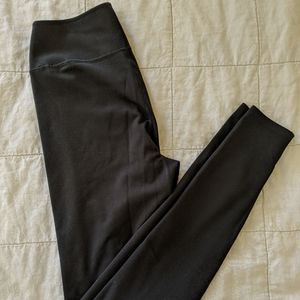 Uniqlo Airism Leggings